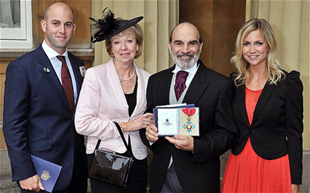 David Suchet with his wife and two kids.
